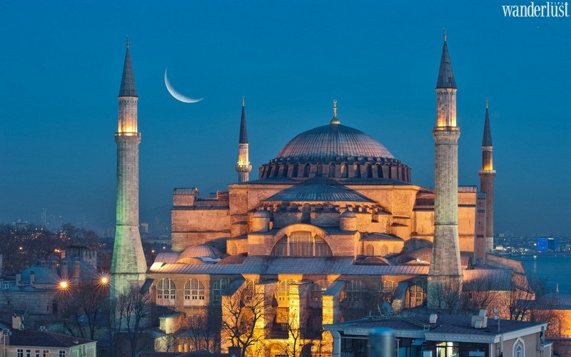 Tạp chí du lịch Wanderlust Tips | Hagia Sophia: Từ bảo tàng đến thánh đường Hồi giáo