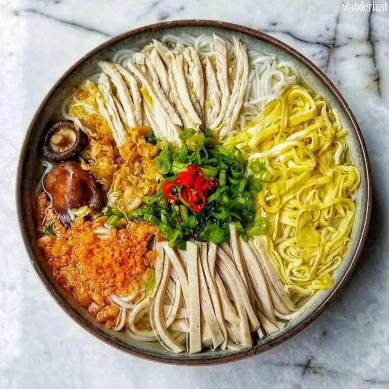 Tạp chí Du lịch Wanderlust Tips | Bún thang: Món ăn thanh nhã đất Hà thành