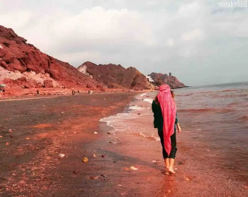 Đảo Hormuz: Vùng biển đỏ ngầu kỳ lạ nhất thế giới 8 Tạp chí Du lịch Wanderlust Tips | Đảo Hormuz: Vùng biển đỏ ngầu kỳ lạ nhất thế giới