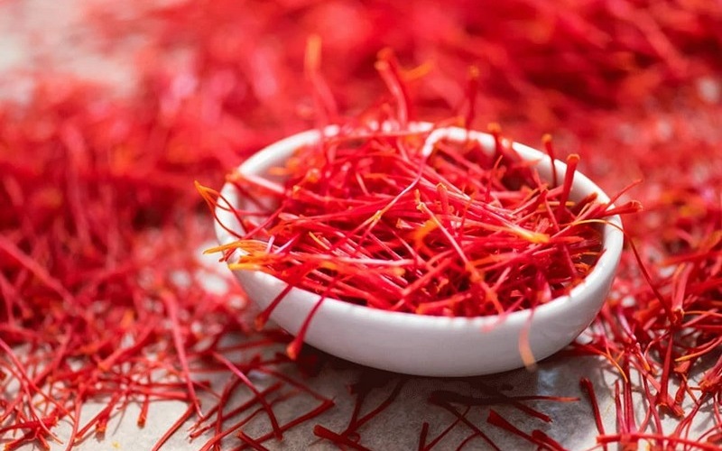 Saffron: Thứ gia vị đắt đỏ nhất thế giới 5 wanderlust tips saffron thu gia vi dat do nhat the gioi1 1