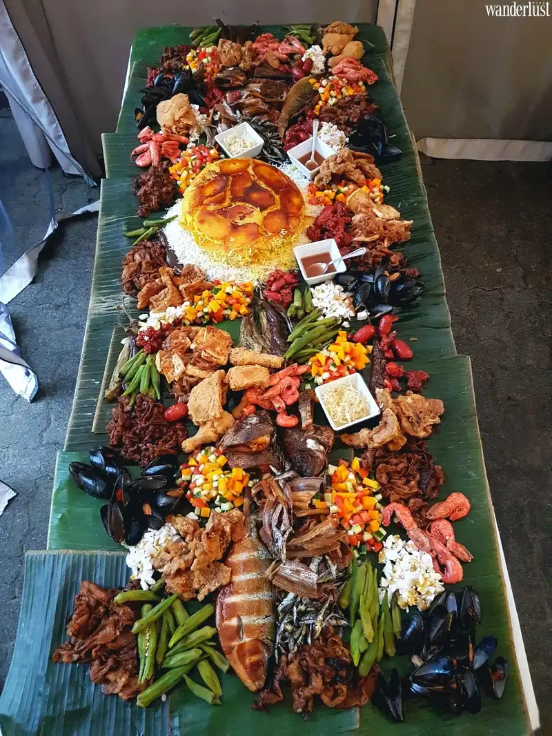 Độc đáo văn hóa ẩm thực Boodle fight của người Philippines 7 Tạp chí du lịch Wanderlust Tips | Boodle fight – phong cách ăn truyền thống của người Philippines