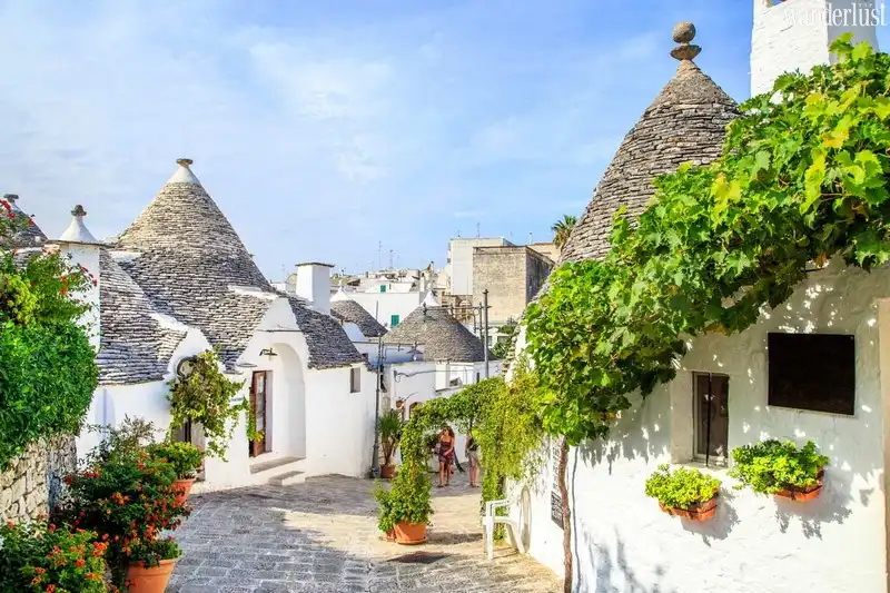 Tạp chí Du lịch Wanderlust Tips | Làng Alberobello: Vẻ đẹp cổ tích giữa lòng nước Ý