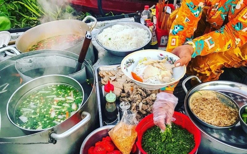 Hủ tiếu Cái Răng: Độc đáo ẩm thực miền sông nước