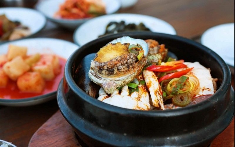 Bào ngư: Nguyên liệu tuyệt hảo đến từ đảo Jeju