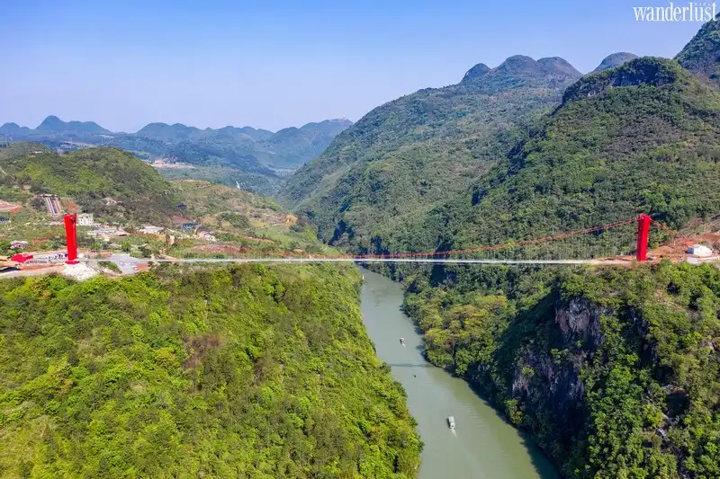 Tạp chí du lịch Wanderlust Tips | Cầu kính phá kỷ lục thế giới ở Trung Quốc