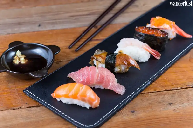 Cách ăn sushi đúng chuẩn của người Nhật 7 Tạp chí Du lịch Wanderlust Tips | Cách ăn sushi: Kinh nghiệm ăn của người Nhật