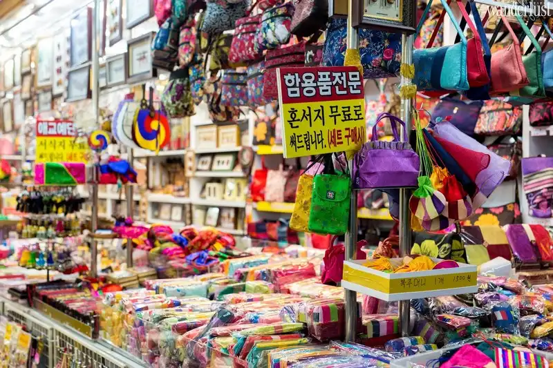 Du lịch Hàn Quốc nên mua gì? 10 Tạp chí Du lịch Wanderlust Tips | Mua sắm tại Hàn Quốc