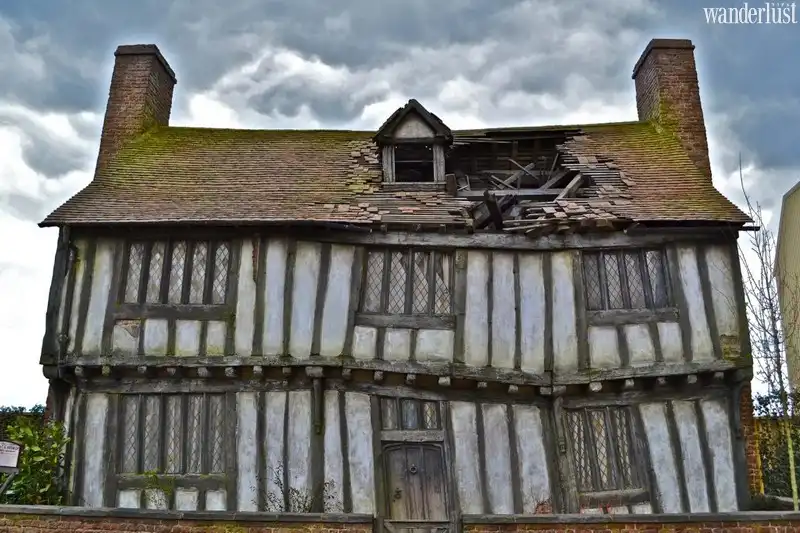 Tạp chí Du lịch Wanderlust Tips | Kỳ lạ ngôi làng Lavenham xiêu vẹo