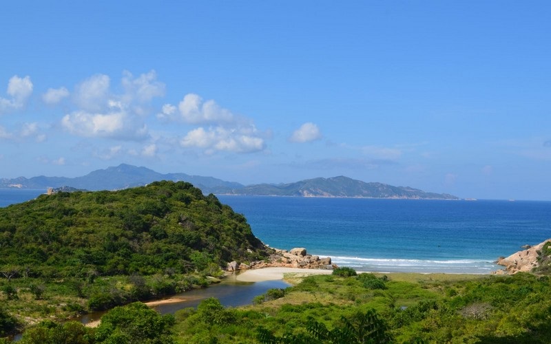 Đảo Hòn Nưa: “Thiên đường ngủ quên” ở Phú Yên