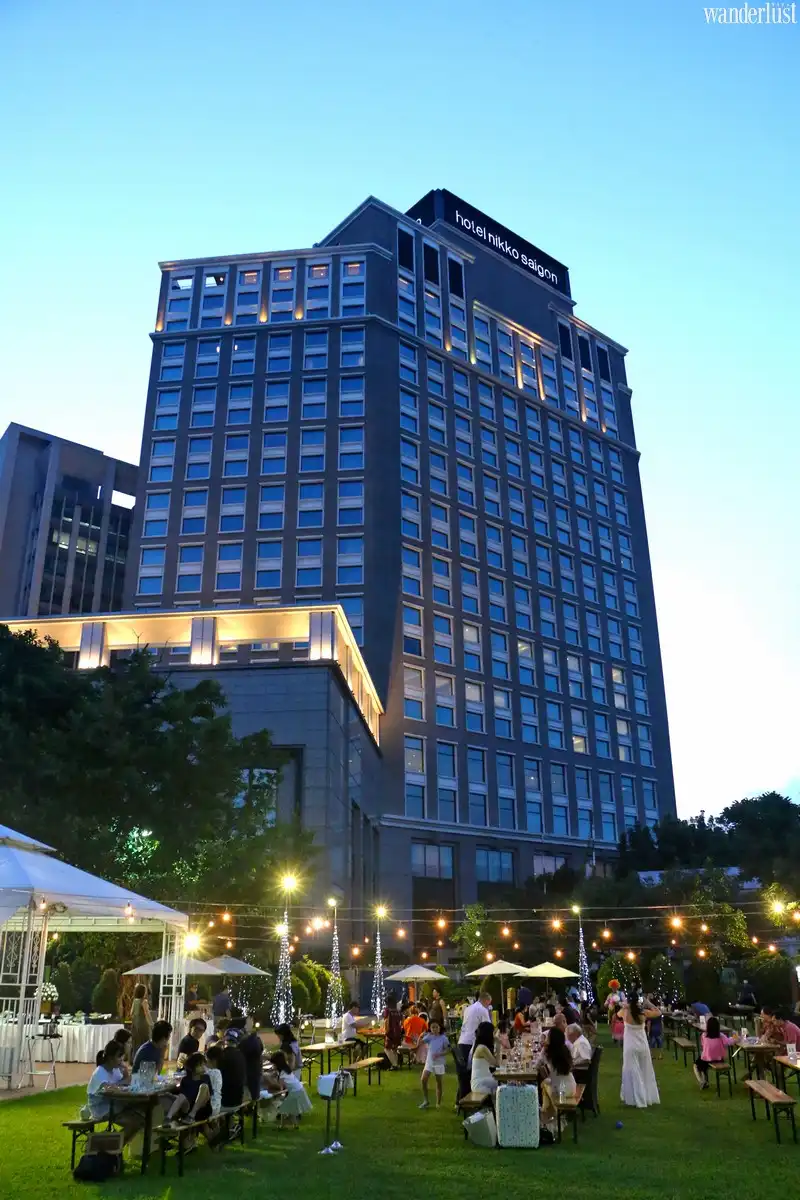 Tận hưởng tiệc buffet nướng sân vườn 5 Tạp chí Du lịch Wanderlust Tips | Tiệc buffet nướng sân vườn tại Nikko Garden