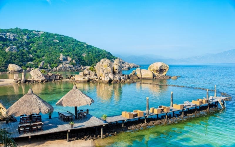 Tới Khánh Hòa đừng bỏ qua những cây cầu gỗ sống ảo!