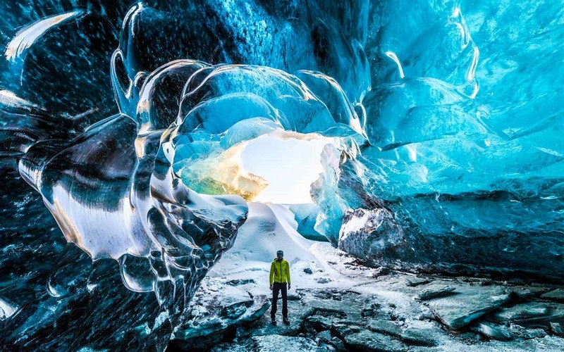 Mê hoặc khung cảnh động băng tại Iceland