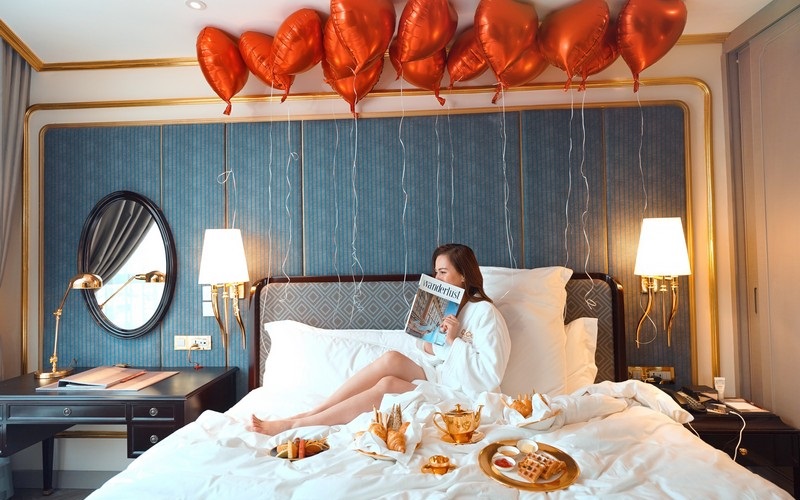 Tận hưởng cuối tuần sang chảnh tại “cung điện dát vàng” của Hà Nội Tận hưởng cuối tuần sang chảnh tại “cung điện dát vàng” của Hà Nội