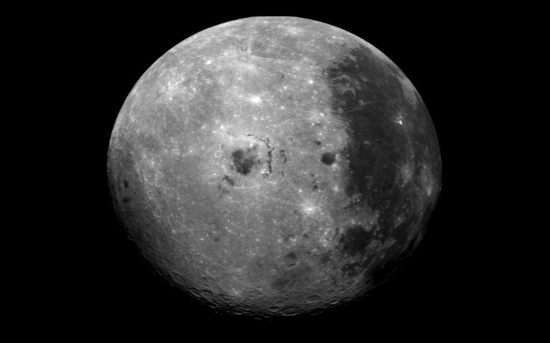 NASA viết tiếp ước mơ chinh phục mặt trăng 5 wanderlust tips nasa viet tiep uoc mo chinh phuc mat trang01