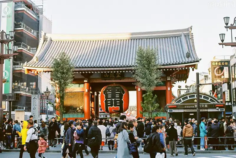 Nữ giới cần lưu ý gì khi du lịch một mình? 7 Tạp chí Du lịch Wanderlust Tips | Nữ giới đi phượt một mình cần lưu ý gì?
