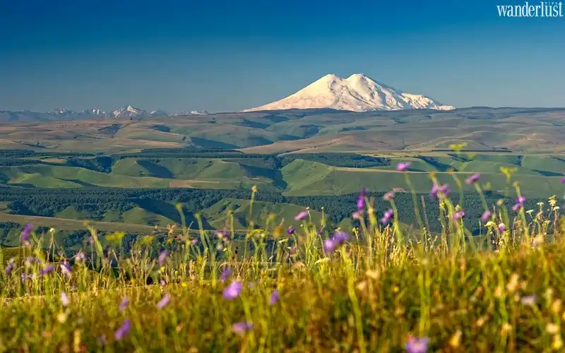 Tạp chí du lịch Wanderlust Tips | Điểm danh những ‘nóc nhà’ trên khắp châu lục