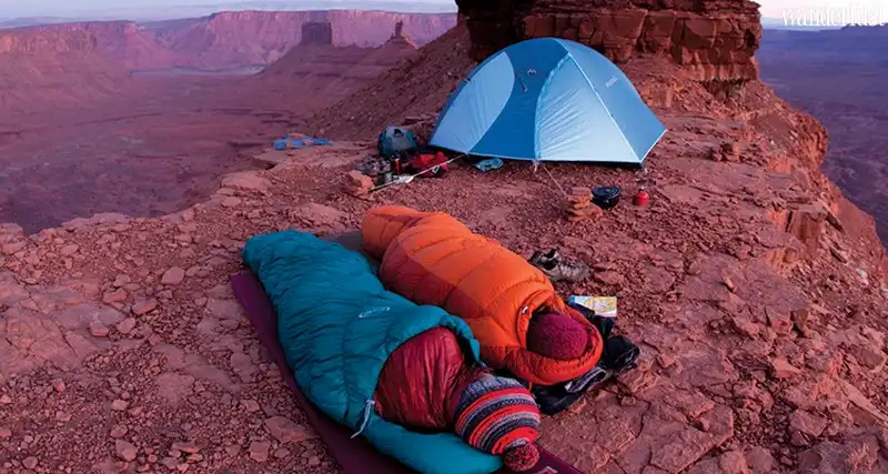 Tạp chí Du lịch Wanderlust Tips | Cách chọn túi ngủ du lịch 