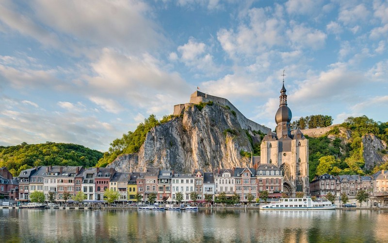 Tạp chí du lịch Wanderlust Tips | Lạc lối tại 7 điểm đến xinh đẹp xứ Âu