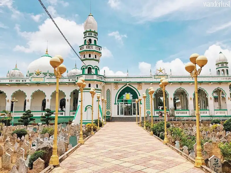 Tạp chí Du lịch Wanderlust Tips | Những công trình kiến trúc độc đáo ở An Giang