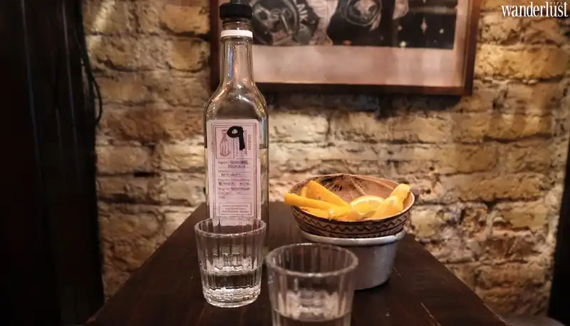 Vòng quanh thế giới nhâm nhi thức uống đặc trưng 6 Tạp chí Du lịch Wanderlust Tips | Những loại đồ uống kỳ lạ trên thế giới