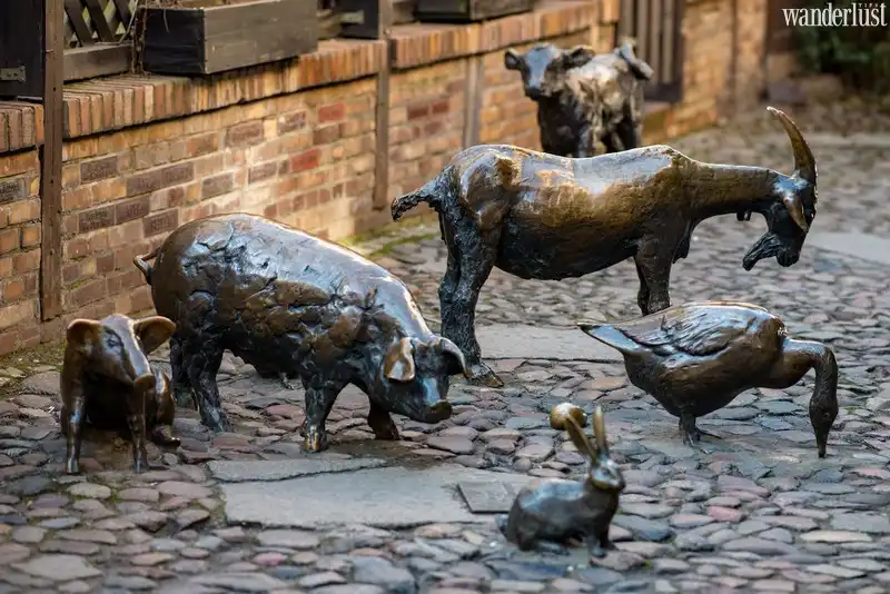 6 bức tượng điêu khắc động vật 'siêu to' nổi tiếng thế giới 8 Tạp chí du lịch Wanderlust Tips | Top 6 kiệt tác động vật nổi tiếng thế giới