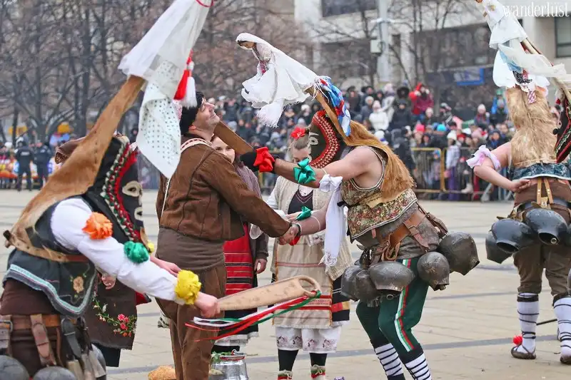 Tạp chí du lịch Wanderlust Tips | Lễ hội hóa trang Surva ấn tượng của Bulgari