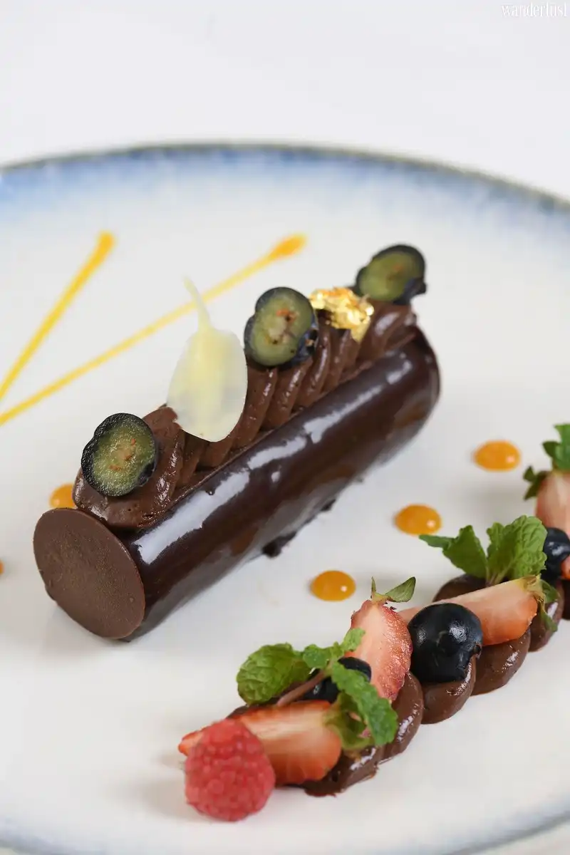 Tạp chí Du lịch Wanderlust Tips | 'Trao gửi yêu thương’ trong mùa lễ hội cuối năm