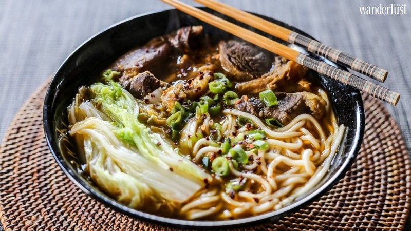 Phở bò và 19 món có nước súp ngon nhất thế giới 17 Tạp chí Du lịch Wanderlust Tips | 20 món có nước súp ngon nhất thế giới
