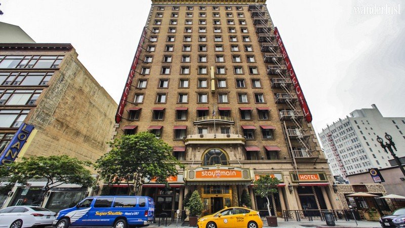 Tạp chí Du lịch Wanderlust Tips | Lạnh gáy bước vào khách sạn chết chóc