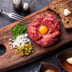 wanderlust tips ban co dam thu mon bo tai kieu phap steak tarte01