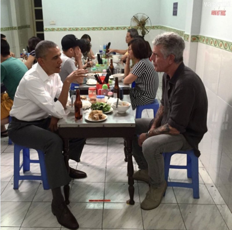 Cuốn sách truyền cảm hứng cuối cùng của đầu bếp từng ăn bún chả với Obama sắp ra mắt 8 Tạp chí Du lịch Wanderlust Tips | Đầu bếp nổi tiếng viết sách truyền cảm hứng du lịch