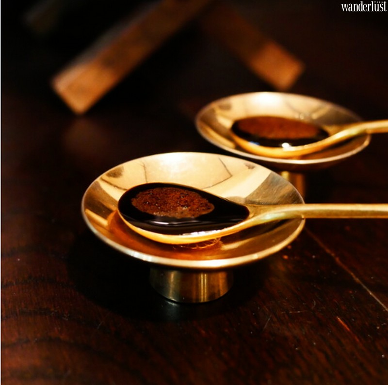 Có gì trong ly cà phê 22 năm tuổi ủ thùng gỗ có giá 919 đô la ở Nhật Bản? 5 Tạp chí Du lịch Wanderlust Tips | Có gì trong ly cà phê có giá 919 đô?