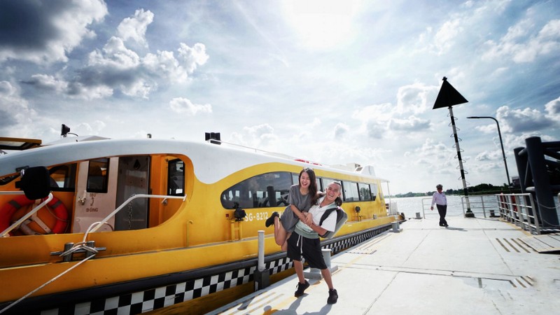 Trải nghiệm du lịch xe bus ngắm trọn thành phố trên sông Sài Gòn (edited)