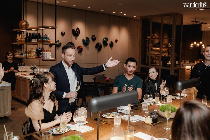 Tạp chí Du lịch Wanderlust Tips | New World Sài Gòn giới thiệu Chef's Table: Bàn tiệc của hai bếp trưởng