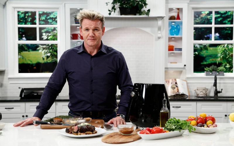 Thử làm bò bít tết bằng nồi chiên không dầu theo siêu đầu bếp Gordon Ramsay 5 Tạp chí Du lịch Wanderlust Tips | Công thức chế biến món steak bằng nồi chiên không dầu