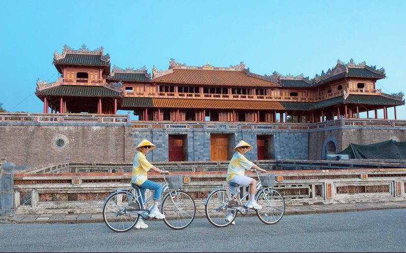 Trò chuyện về Huế cùng bộ đôi nhà thiết kế VUNGOC&SON Trò chuyện về Huế cùng bộ đôi nhà thiết kế VUNGOC&SON