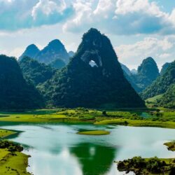 Tạp chí Du lịch Wanderlust Tips | Núi Mắt Thần Cao Bằng