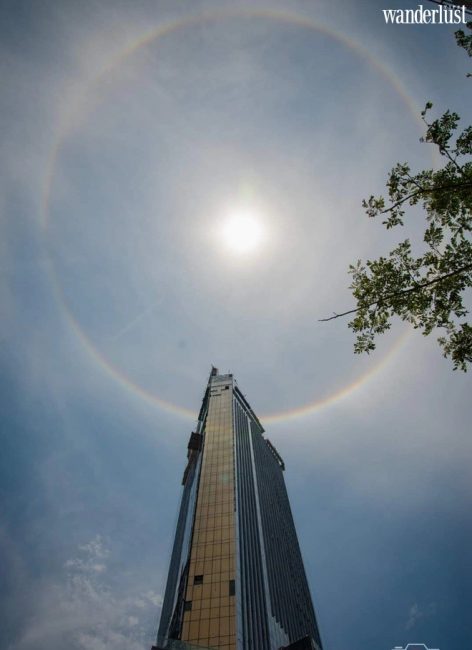 Bầu trời Huế xuất hiện "vầng hào quang" 5 Những người dân Huế đã nhanh tay chụp lại khoảnh khắc diệu kì này và chia sẻ trên các trang mạng xã hội. (Ảnh: Đăng Tuyên)