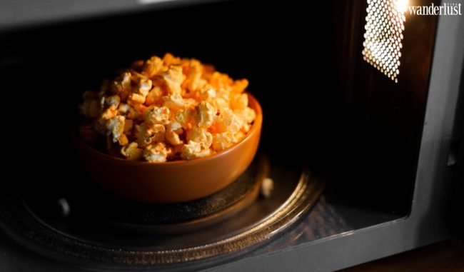 Bỏ túi 3 cách làm bắp rang bơ đơn giản tại nhà 8 Bỏ túi 3 cách làm bắp rang bơ đơn giản tại nhà - Wanderlust Tips