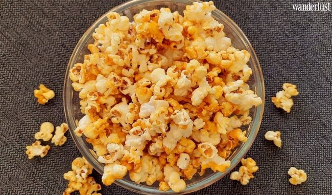 Bỏ túi 3 cách làm bắp rang bơ đơn giản tại nhà 5 Bỏ túi 3 cách làm bắp rang bơ đơn giản tại nhà - Wanderlust Tips