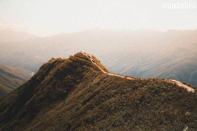 Kỳ vĩ "sống lưng khủng long" - Wanderlust Tips