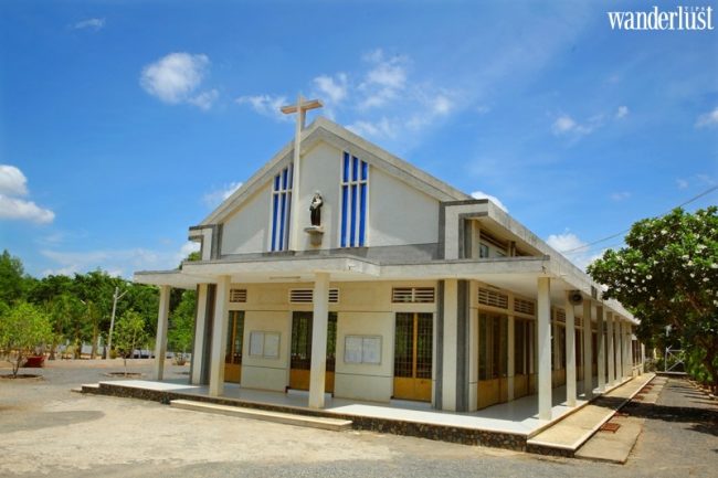 Nguy nga nhà thờ với kiến trúc phương Tây ở Vũng Tàu 6 sdgvfd