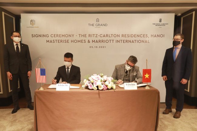 The Ritz Carlton Residences Hà Nội Lễ ký kết 1