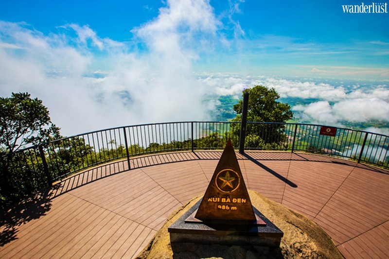 Tạp chí du lịch Wanderlust Tips | Lạc vào Tây Ninh: Khám phá khu du lịch Núi Bà Đen