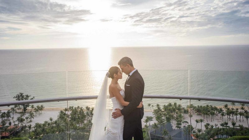 Tạp chí du lịch Wanderlust Tips | Tiệc cưới nhỏ xinh: Khi điều lãng mạn khẽ khàng lên tiếng