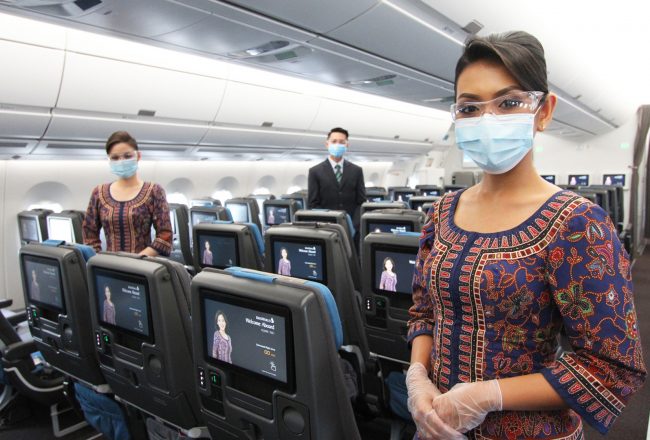 Mở lại đường bay thương mại từ Singapore đến Việt Nam từ 13/1/2022 5 Cabin Crew Mask 3 Singapore Airlines 1