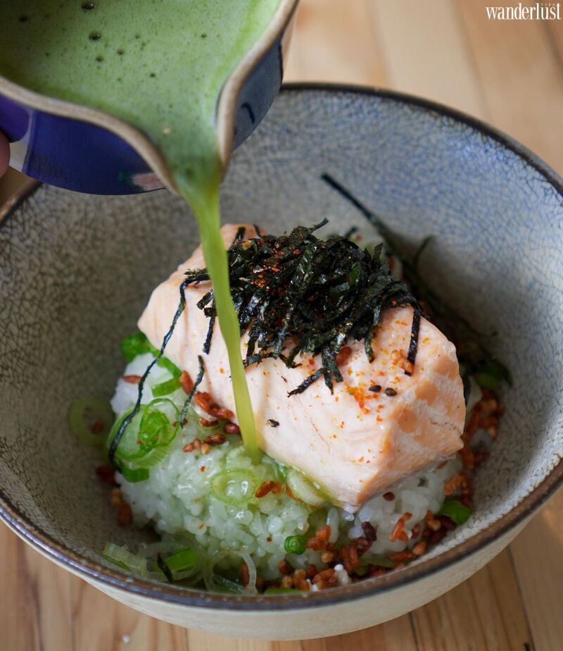 Cơm chan trà Ochazuke: Món ăn giản dị xứ Phù Tang ẩn chứa những câu chuyện văn hóa ý nghĩa 9 Cơm chan trà Ochazuke - Món ăn giản dị xứ Phù Tang ẩn chứa những câu chuyện văn hóa ý nghĩa | Wanderlust Tips