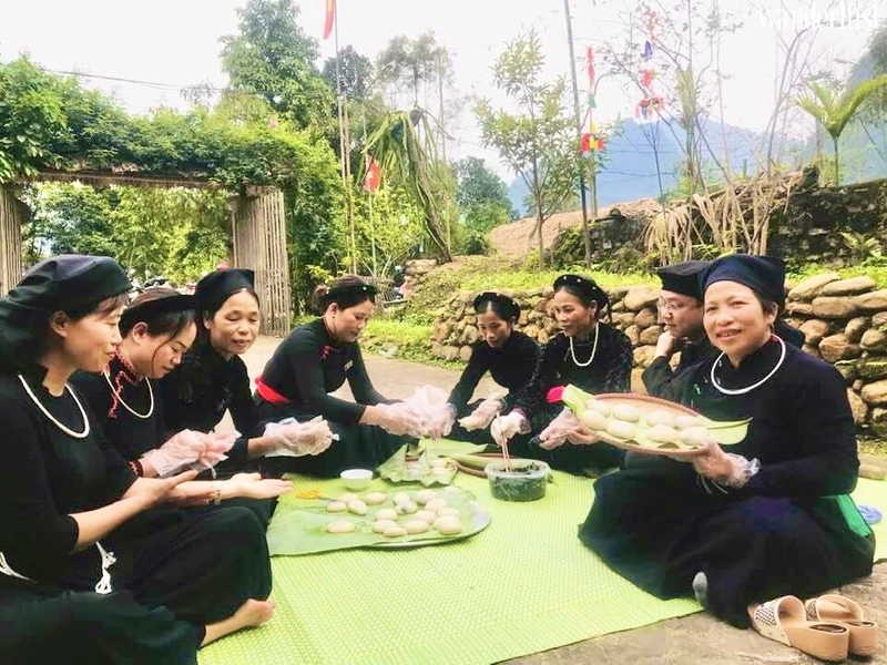 Bánh nếp nhân trứng kiến, hương vị dẻo bùi nhớ mãi không quên 9 Bánh nếp nhân trứng kiến, hương vị dẻo bùi nhớ mãi không quên | Wanderlust Tips