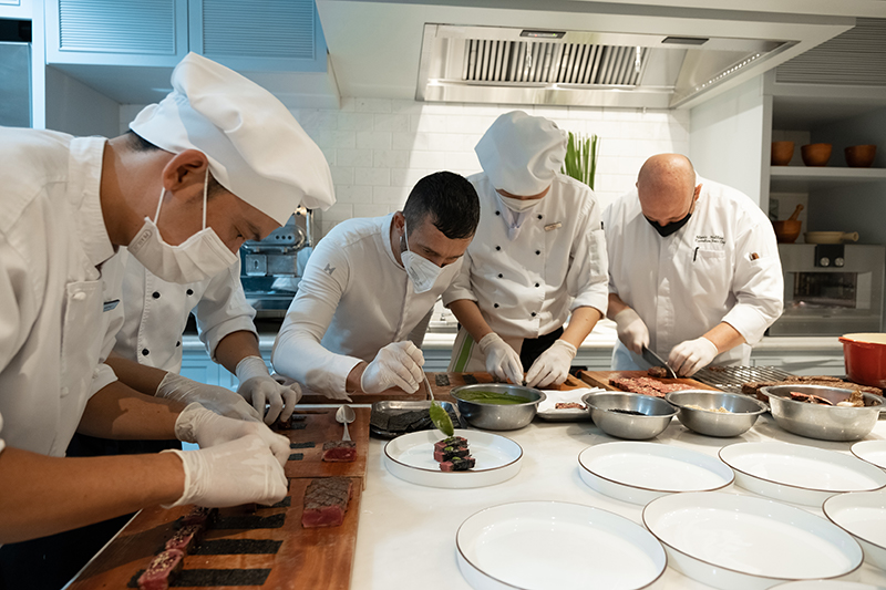 Khám phá cách người Australia tạo ra nền công nghiệp thịt bò và cừu hàng đầu thế giới | Wanderlust Tips