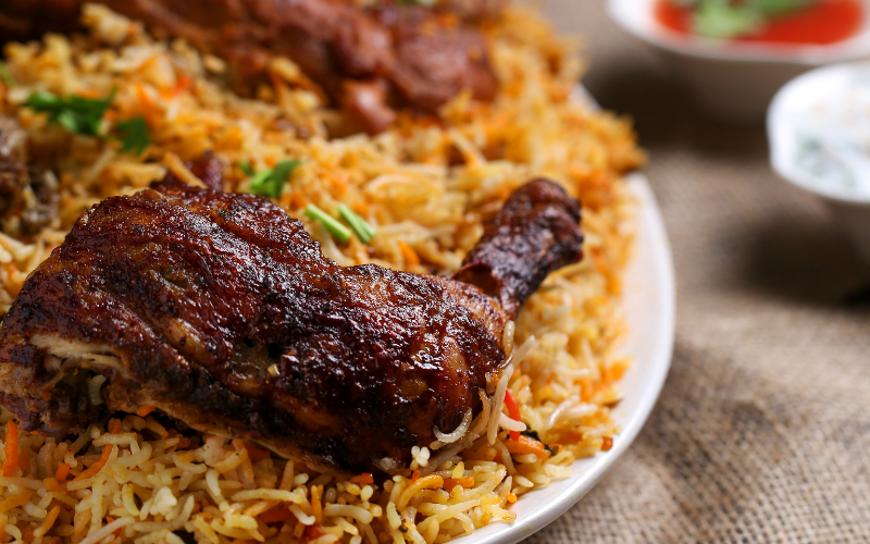 Cơm trộn Biryani: Món ăn đậm đà hương vị truyền thống Ấn Độ